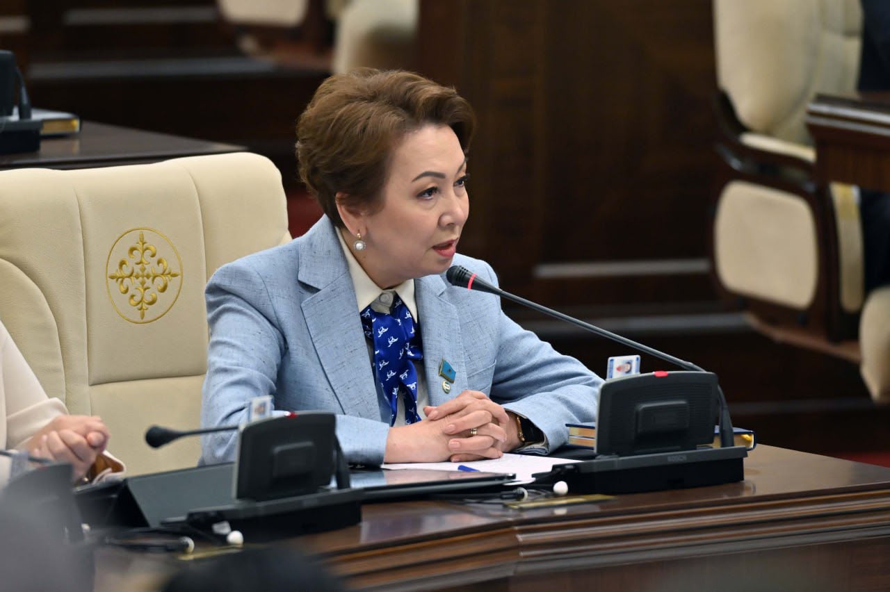 Құрылтай депутаттары қандай жалақы алады?