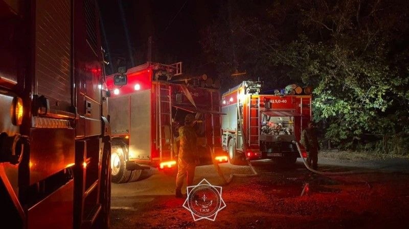 Семейде автожуу бекетіндегі өрттен екі адам күйік алды