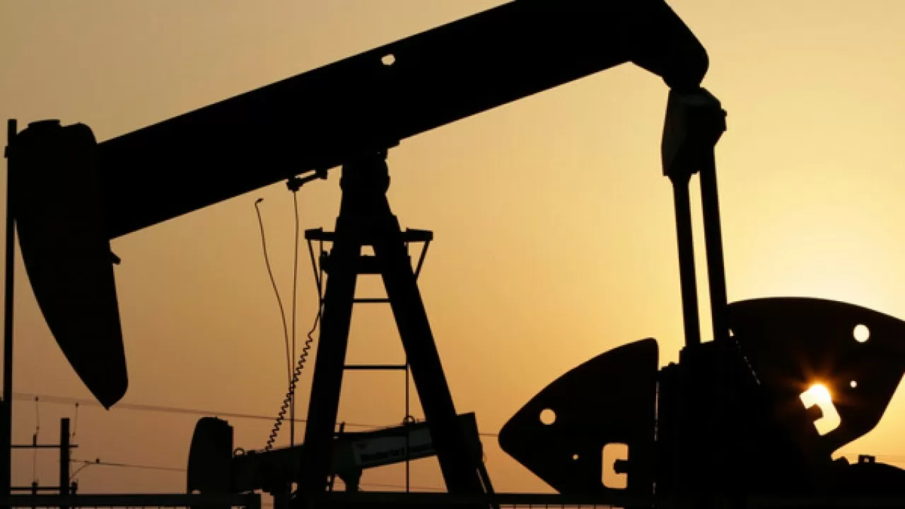 В США повысили прогноз средней цены барреля Brent