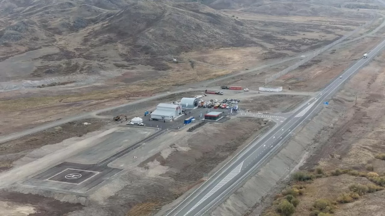 Где в Казахстане открыли первый современный пункт обогрева 