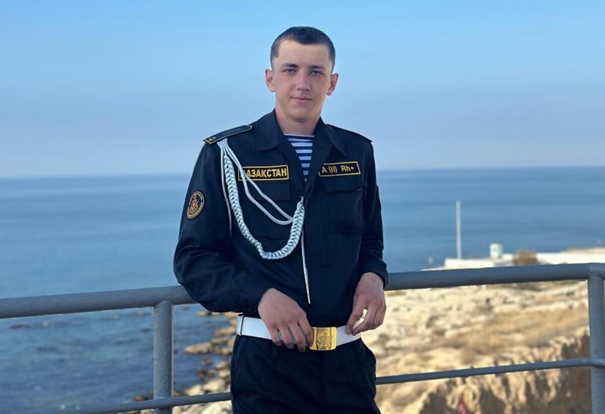&laquo;Сұхбат бергісі келмейді&raquo;: Жағаға өз күшімен шыққан сарбаз Никита Удалов туралы тың ақпарат тарады