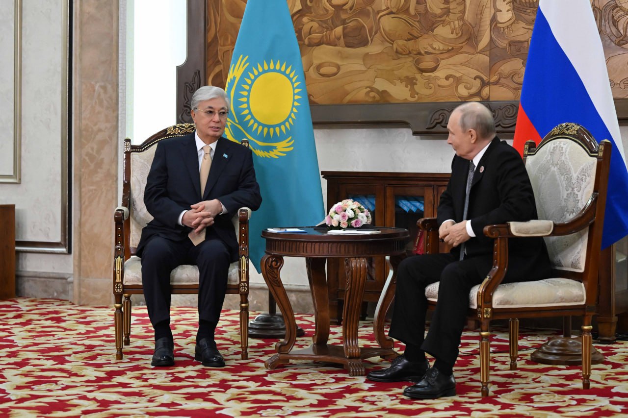 Владимир Путин екіжақты қарым-қатынас ілгерілеп келе жатқанын жоғары бағалады