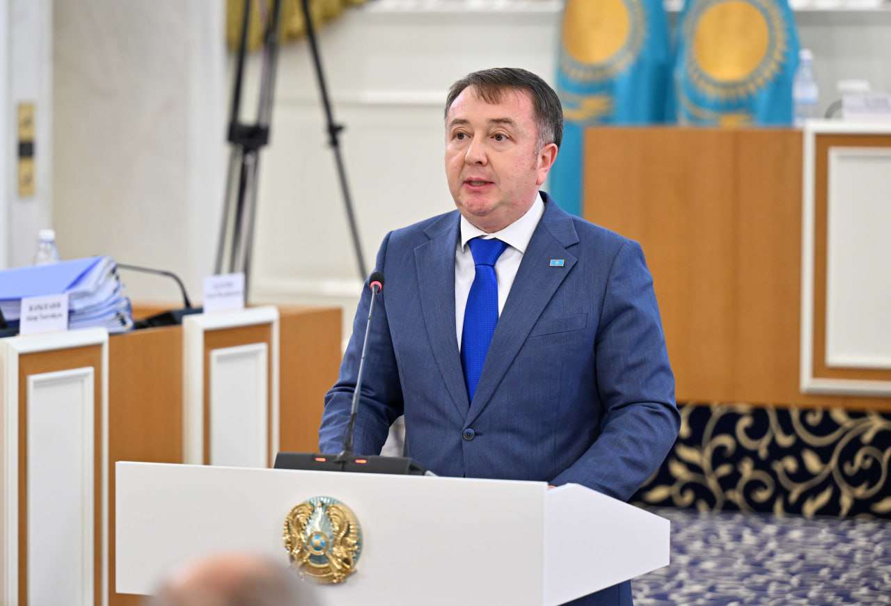 Ерлан  Сәрсембаев Әділет министрі болды