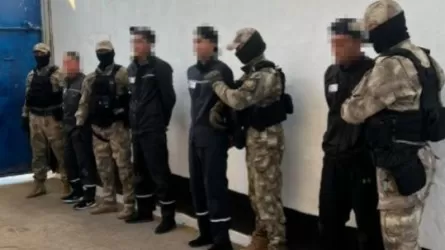 Масштабный удар по криминалу: спецслужбы провели синхронную спецоперацию в 10 регионах
