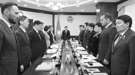 Члены &laquo;Әділет&raquo; и депутаты Курултая перечислят более 1,6 млрд тенге семьям погибших солдат
