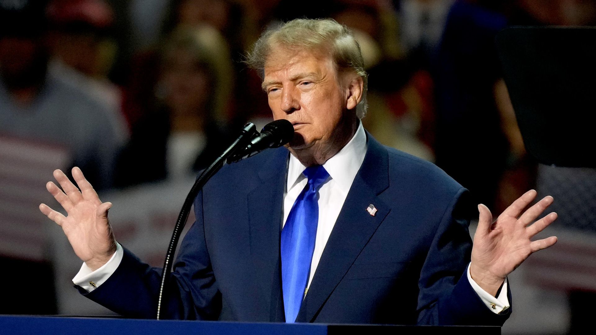 Трамп Киевтен Мәскеудің мұнай зауыттарына шабуыл жасамауды сұрады