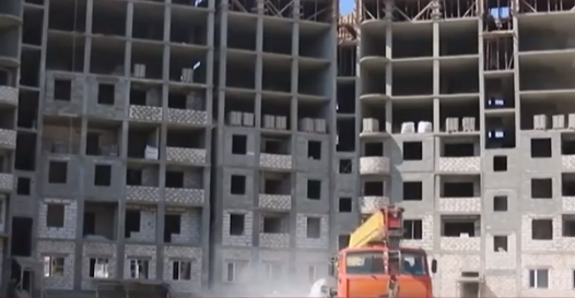 Құрылысы 4 жылға созылған тұрғын үй әлі аяқталмай тұр