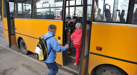 Павлодар облысында көпбалалы отбасылардың балалары қоғамдық көлікте тегін жүреді