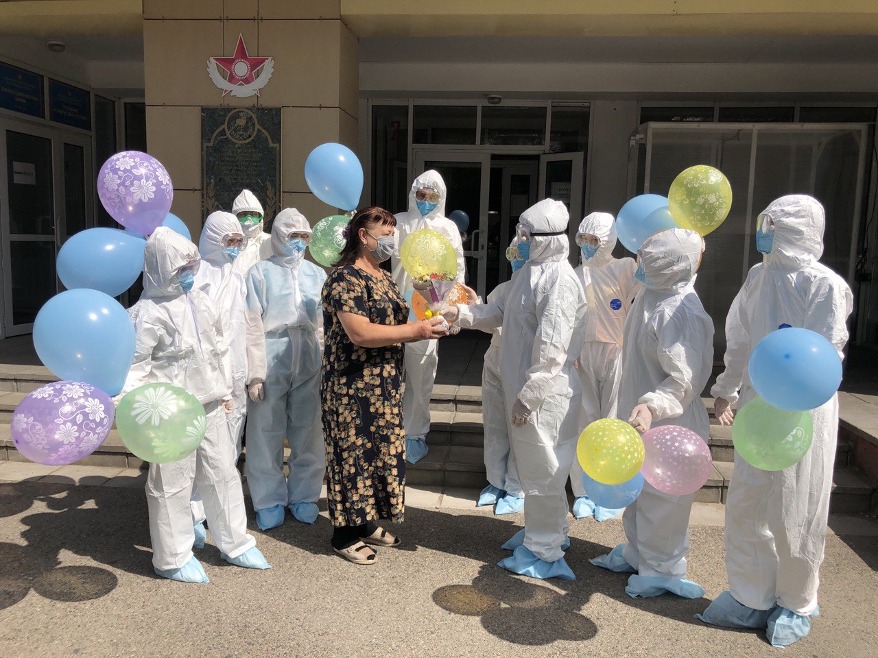 Алматыдағы әскери госпитальге коронавируспен түскендер толық емделіп шықты