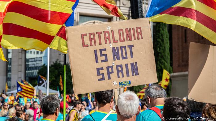 Каталонияның ұлттық күнінде Барселонада митинг өтті