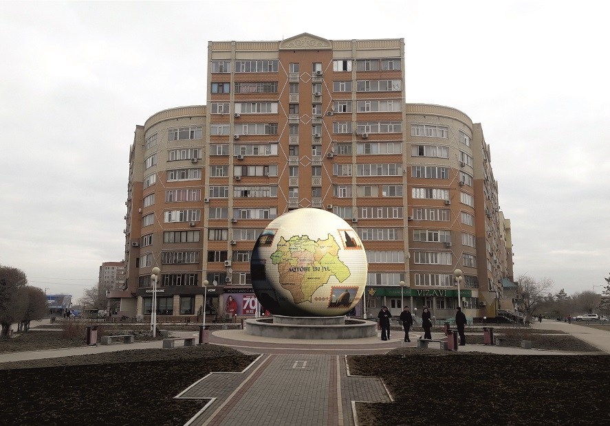 Ақтөбенің орталық даңғылына алып шар орнатылады