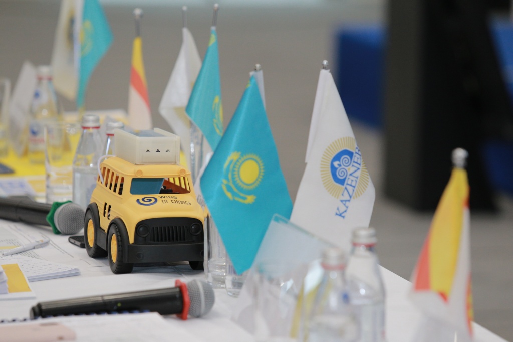 Жеңімпаз командаға 10 мың доллар бұйырады