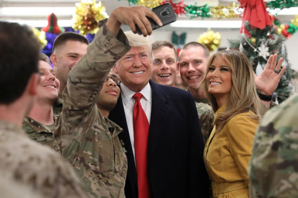 Трамп Ирактағы әскери базаға барды 