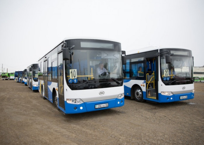  Атырауда қоғамдық көліктер паркі тағы 10 автобуспен толықты