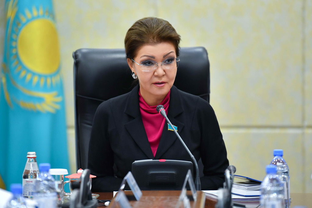 Дарига Назарбаева встретилась с представителями зерновых объединений