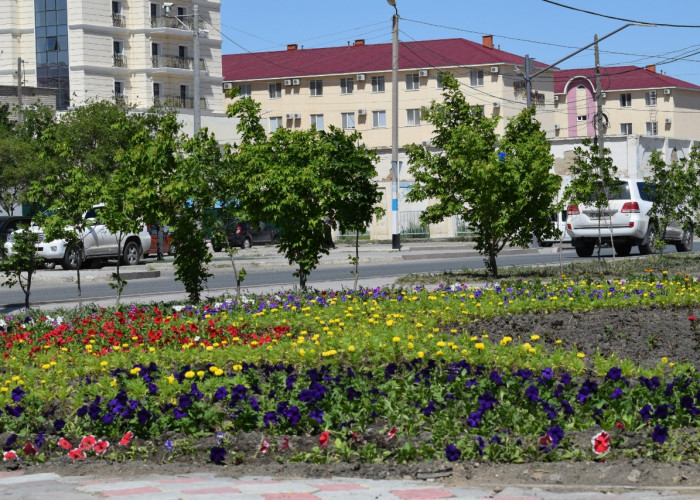 Атырау көшелеріне 147 шақырым суармалы су құбыры тартылады 