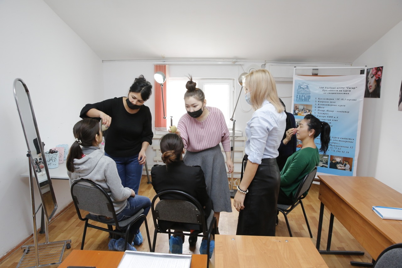 Әлеуметтік әлсіз топтағы әйелдерді жаңа мамандыққа оқыту басталды