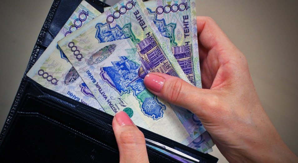 Реальные доходы казахстанцев пошли вверх