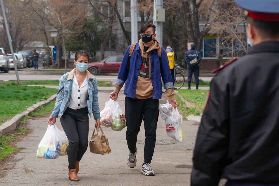 Алматыда демалыс күндері шектеу шаралары енгізілді