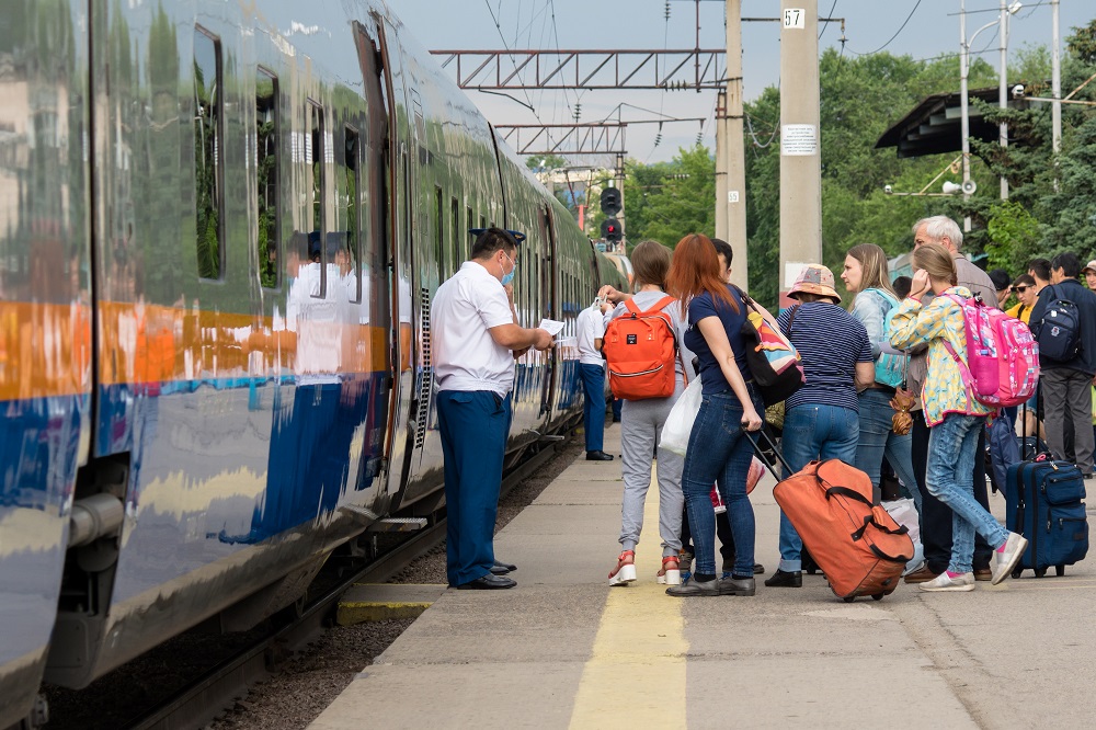 Пандемия кезінде жолаушылар тасымалы екі есе қысқарды