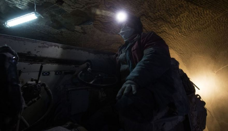Ақмола облысында шахта құлап, 2 адам үйінді астында қалды