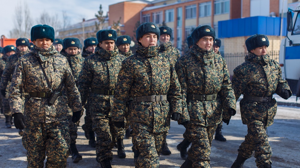 Әскерге барудан қашып жүргендерді «қолға түсіру науқаны» жүріп жатыр 