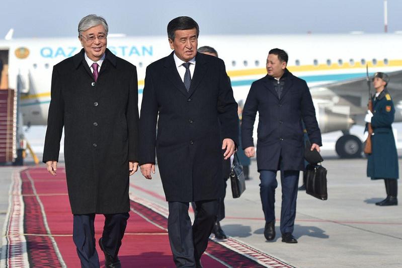 Президент РК прибыл с государственным визитом в Кыргызстан 