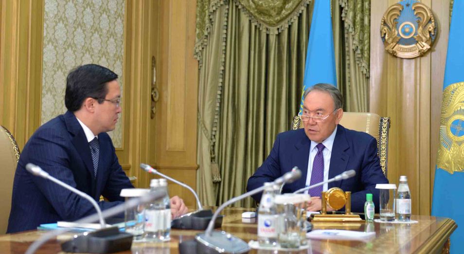 Назарбаев – Акишеву: «Головой отвечаешь»