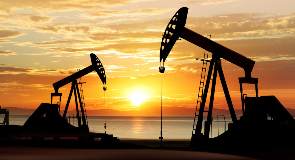Цены на нефть растут на данных о сокращении добычи в ОПЕК+