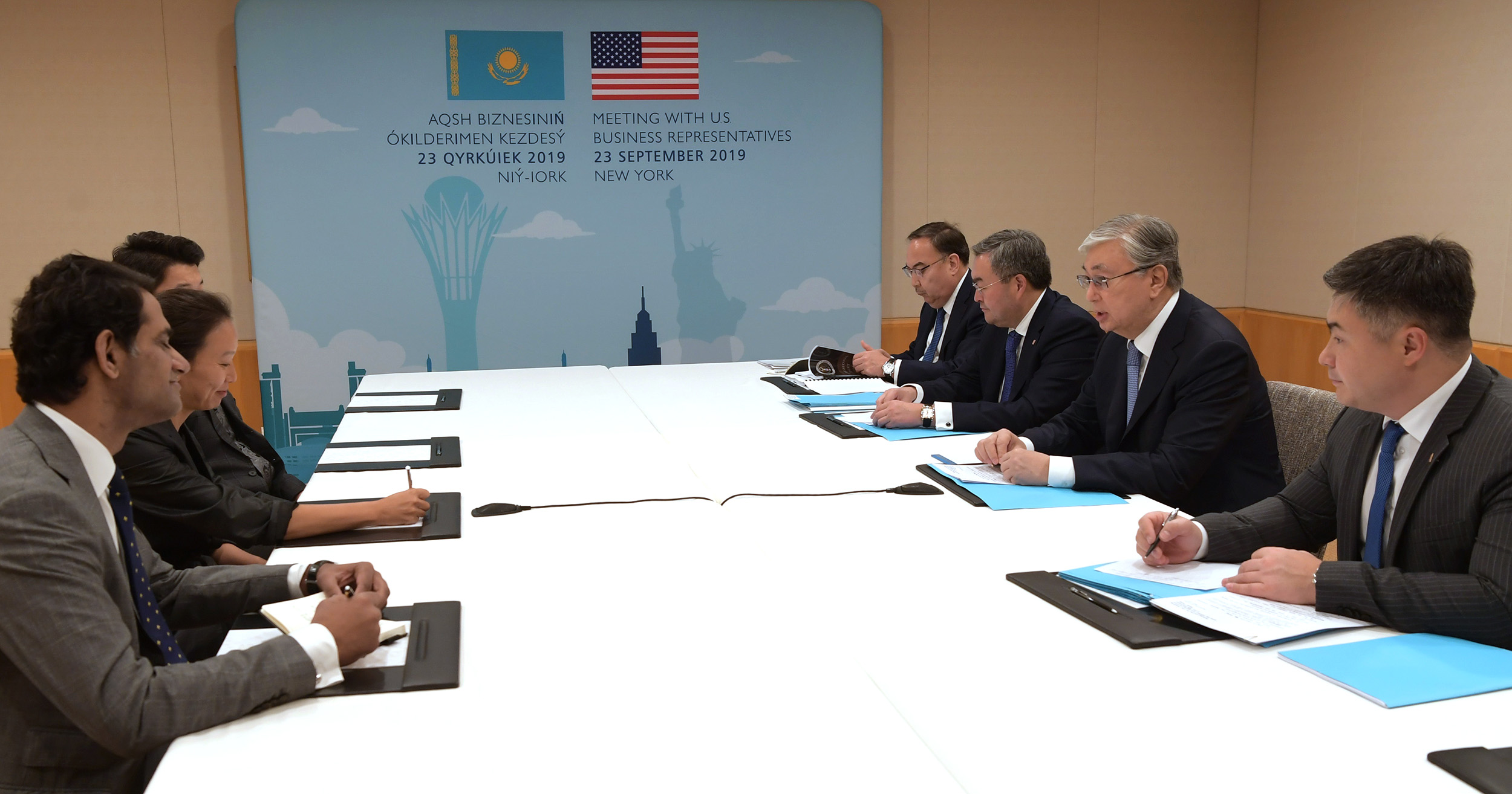 Токаев: "Казахстан стремится к расширению экономического партнерства с США" 