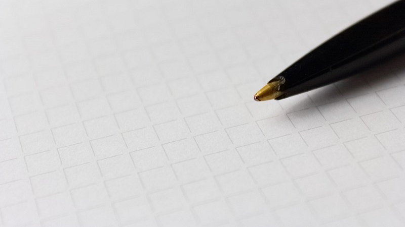 "Жонглирование словами". Пресс-секретарь Nur Otan жестко ответил Перуашеву  