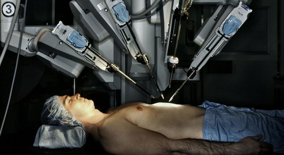 В ВКО провел операцию робот-хирург