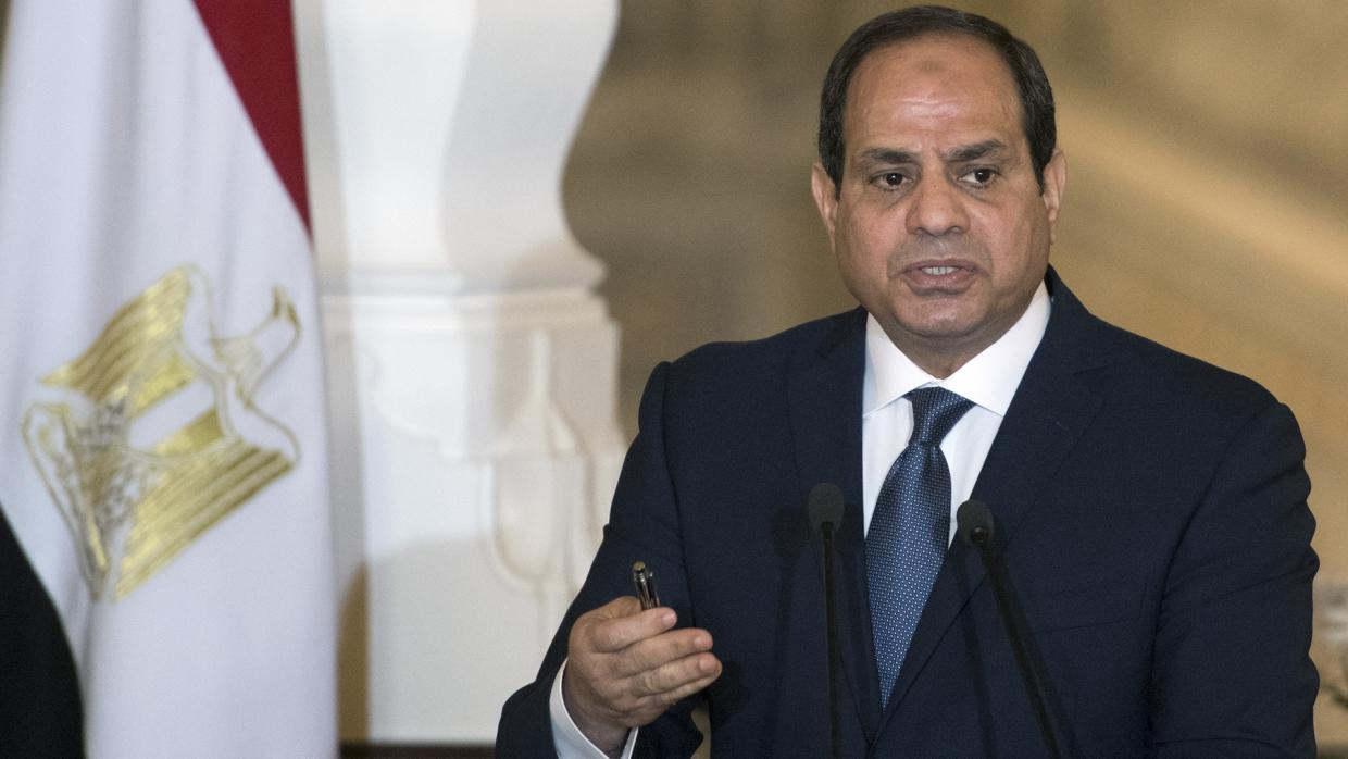 Президент Египта призвал армию быть готовой к вторжению в Ливию
