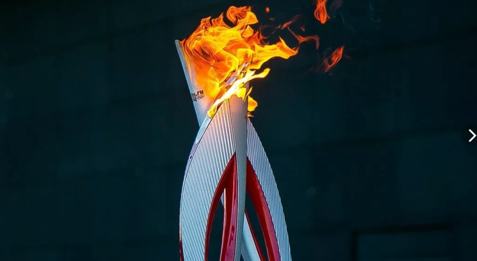 Токио получил олимпийский огонь