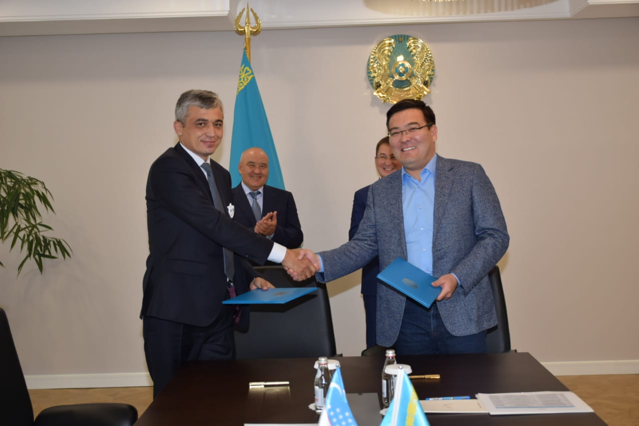 Акимат Туркестанской области и минстроительства Узбекистана заключили меморандум о сотрудничестве