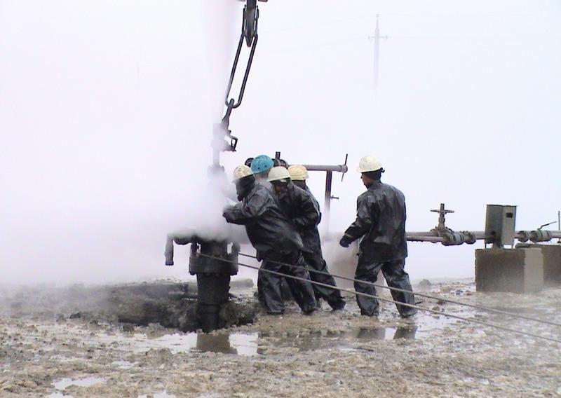 МИИР РК расследует выброс газоводяной смеси на месторождении Каламкас на западе Казахстана