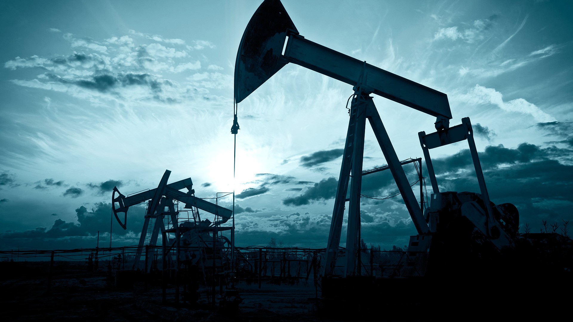 Санкции против Ирана: нефть до $100 не дотянет
