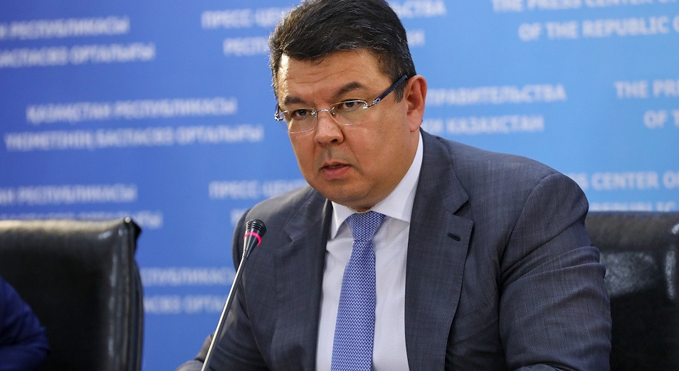 Министр энергетики РК прокомментировал мировые цены на нефть