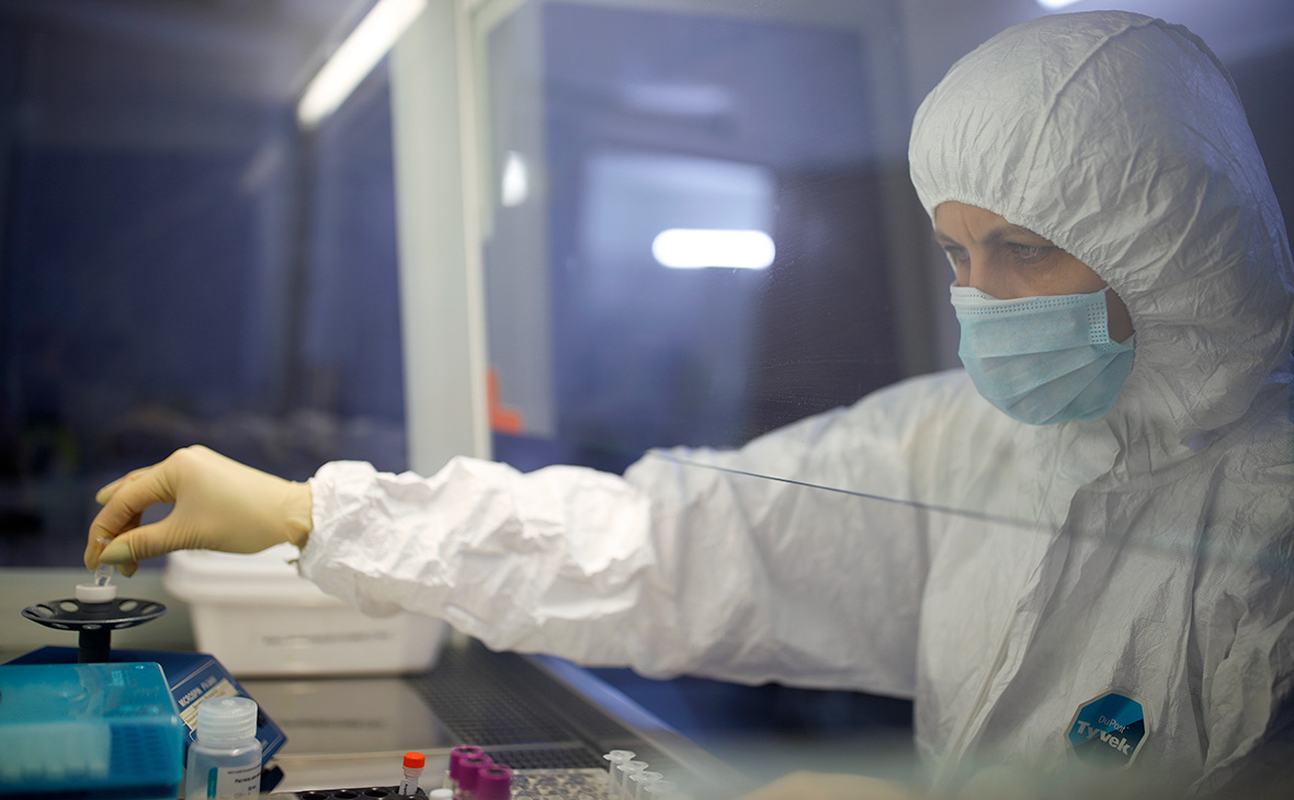 В Алматы еще 15 медработников заразились COVID-19