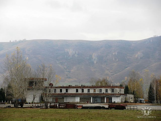 В ВКО могут вернуть к целевому назначению здание аэропорта, использующееся как сарай