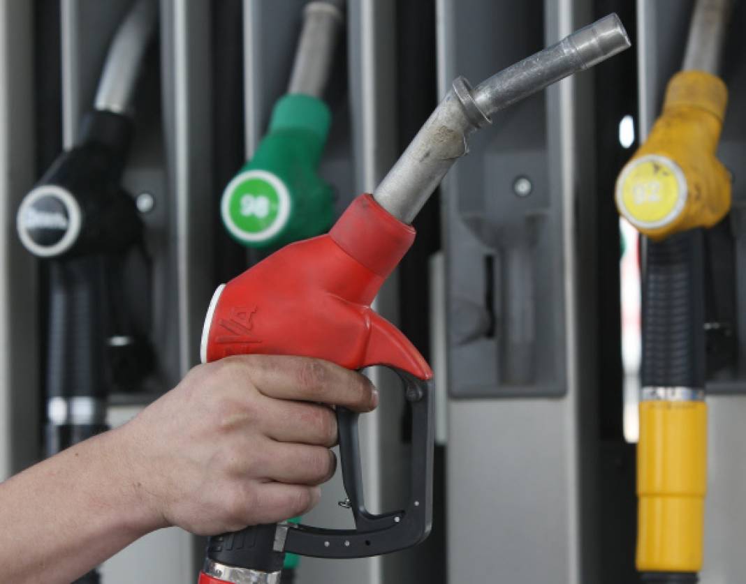 Производство бензина в Казахстане в январе-апреле повысилось на 10%  