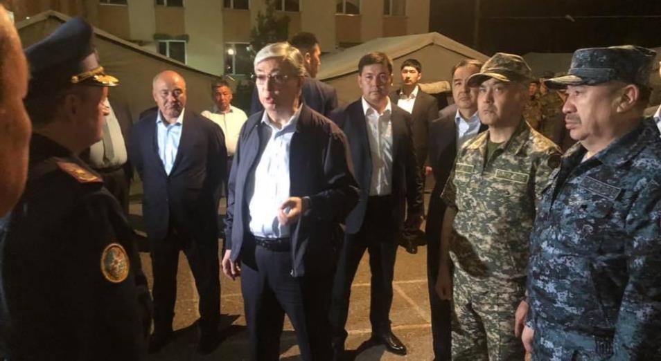 Президент Казахстана встретился с потерпевшими от взрывов в Арыси