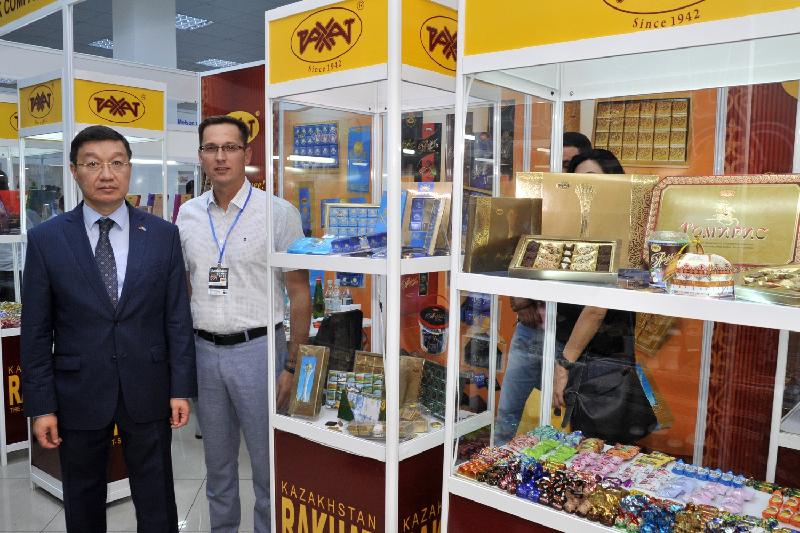 Кондитерская компания "Рахат" представила свою продукцию на международной выставке в Ереване