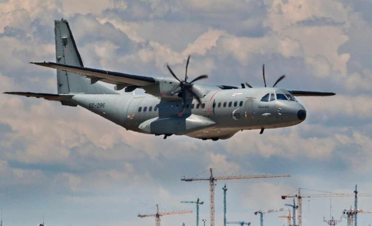 Причиной инцидента с военным самолетом в Казахстане стала техническая неисправность – комиссия