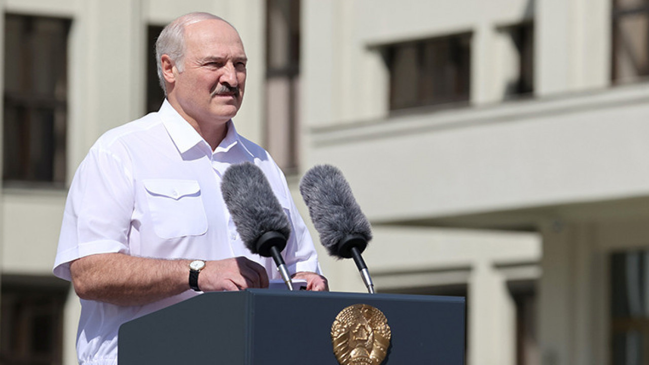 Лукашенко обвинил своих оппонентов в жестокости на улицах белорусских городов