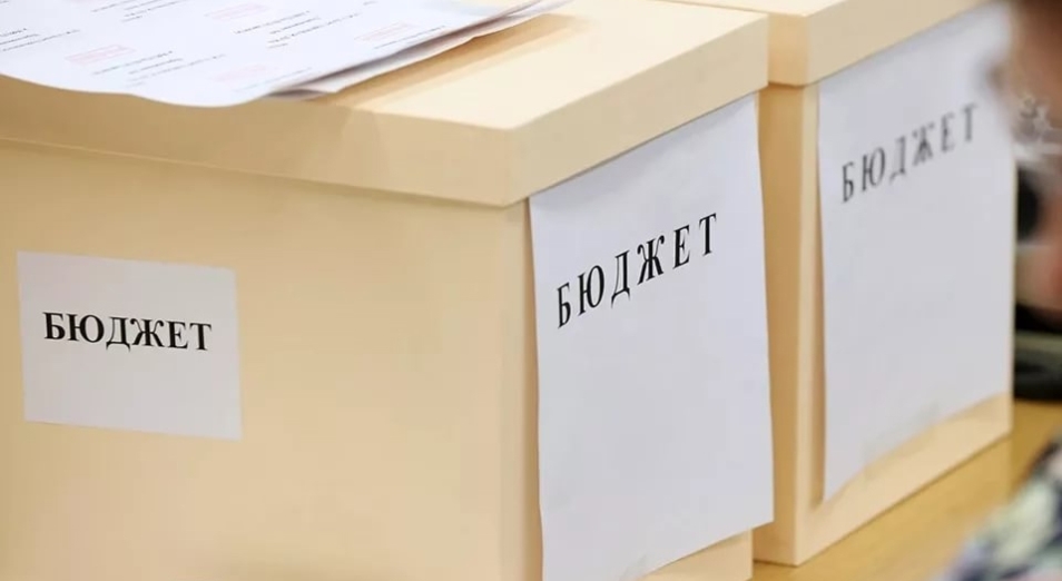 Темп прироста доходов госбюджета упал вдвое