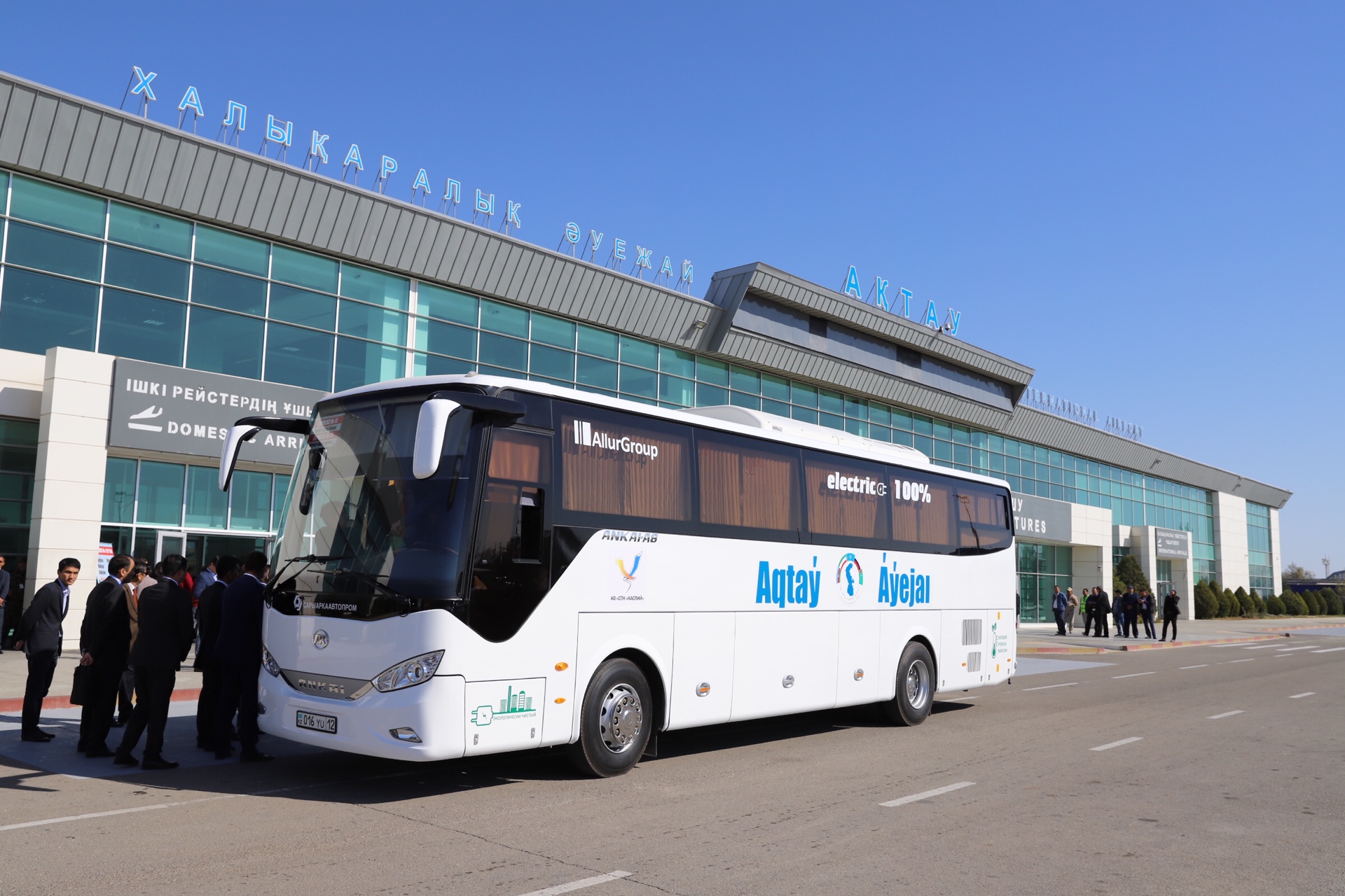 Электробусы впервые запустили на маршруты в Казахстане