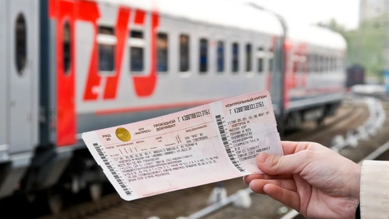 Движение пассажирских поездов на станции Атырау приостанавливается с 30 марта