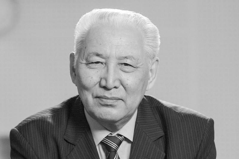 Ушел из жизни академик Кенжегали Сагадиев