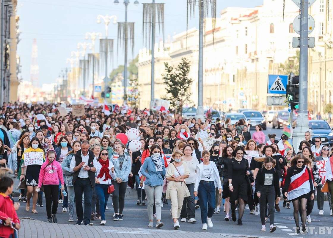 "Женский марш мира" в Минске обошелся без задержаний
